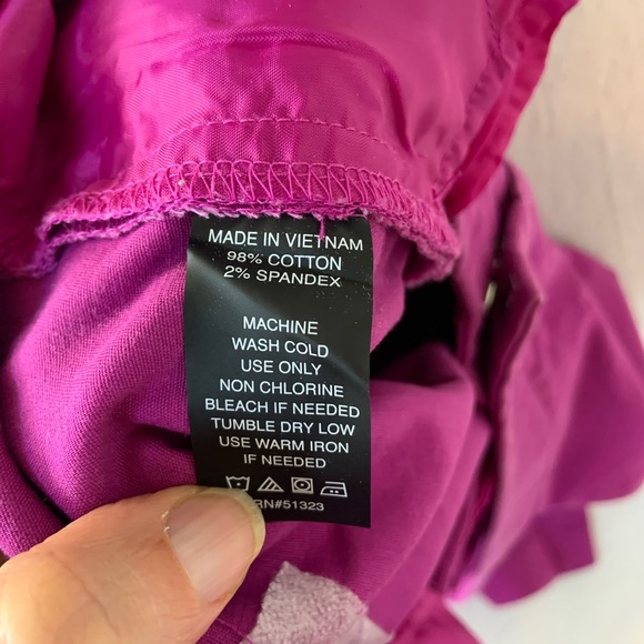 Vince Camuto Magenta Cropped Dress Pant - Picture 2 of 7